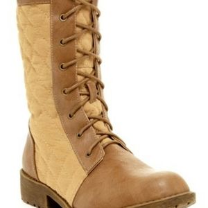 NIB Desert quilted military boot Elegant Footwear